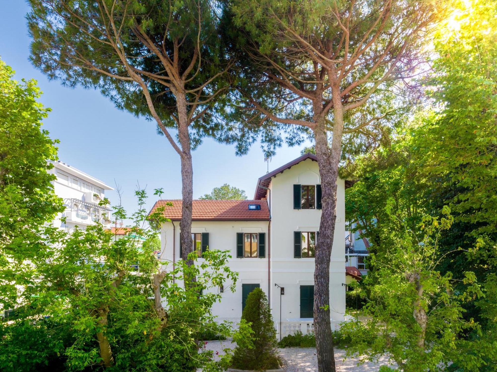 Hotel Select Suites & Spa - Apartments Riccione Exterior photo